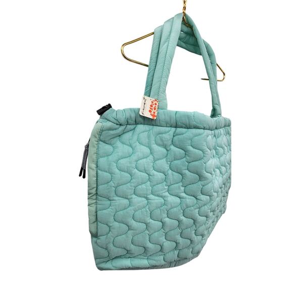 New NWT Free People Free People Movement Women's Cloud 9 Tote Bag Mint Pistachio - Picture 6 of 14